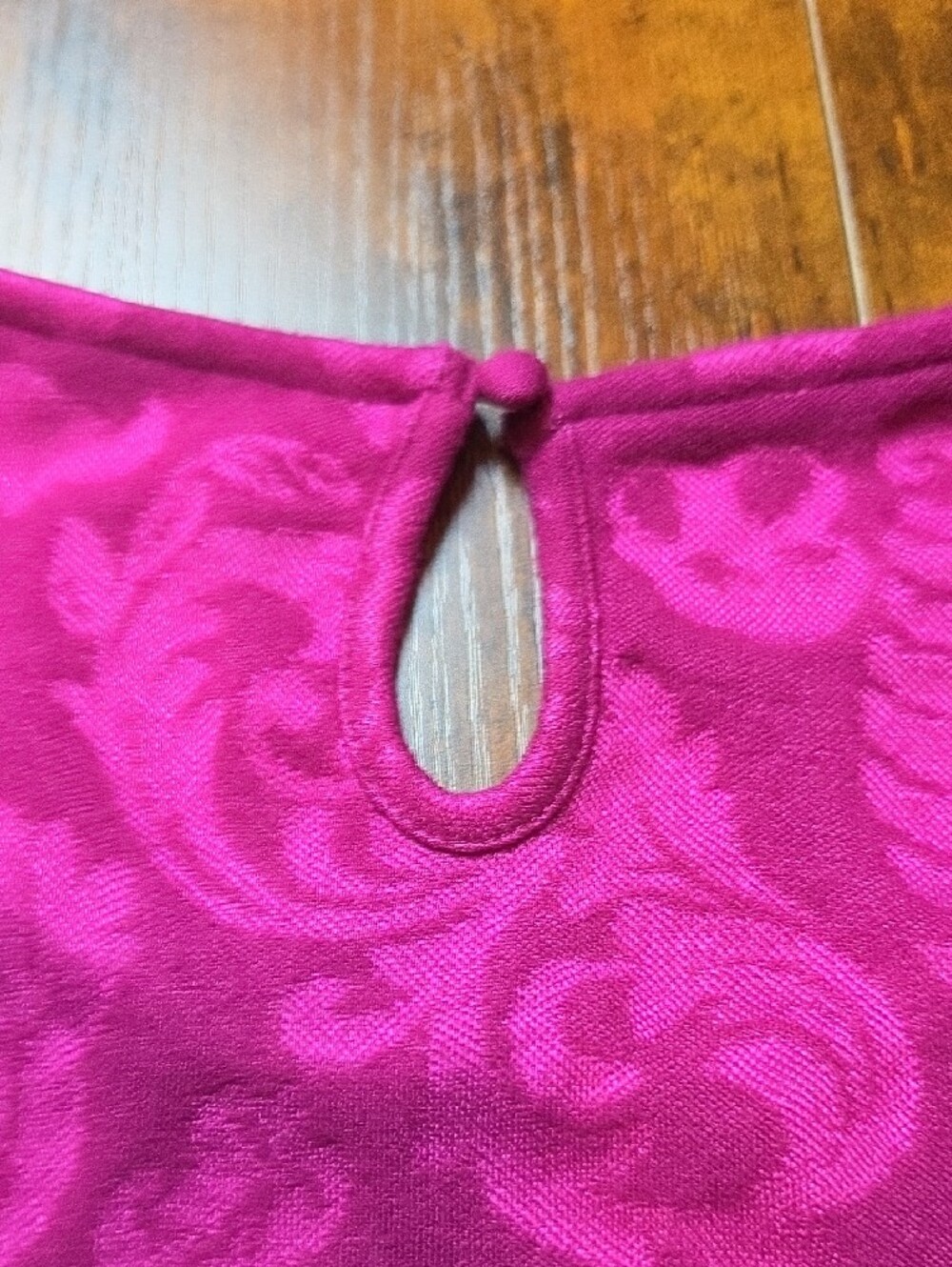 SOFT SURROUNDINGS | Textured Jacquard Magenta Heavyweight Knit Swing Top | L - Picture 8 of 9